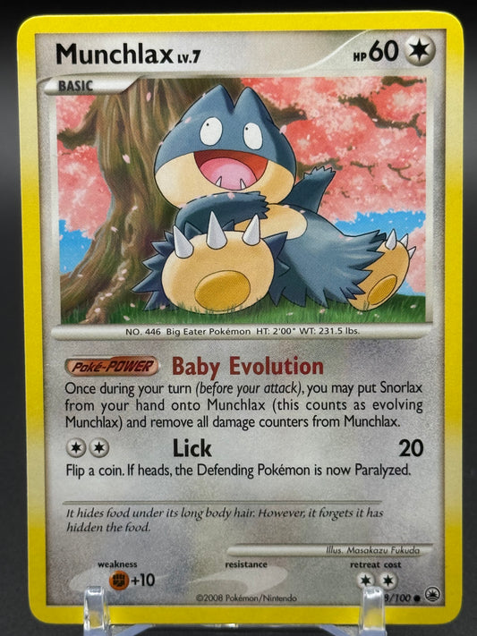 Pokemon TCG Munchlax | Majestic Dawn 68/100 | Condition: Light Play