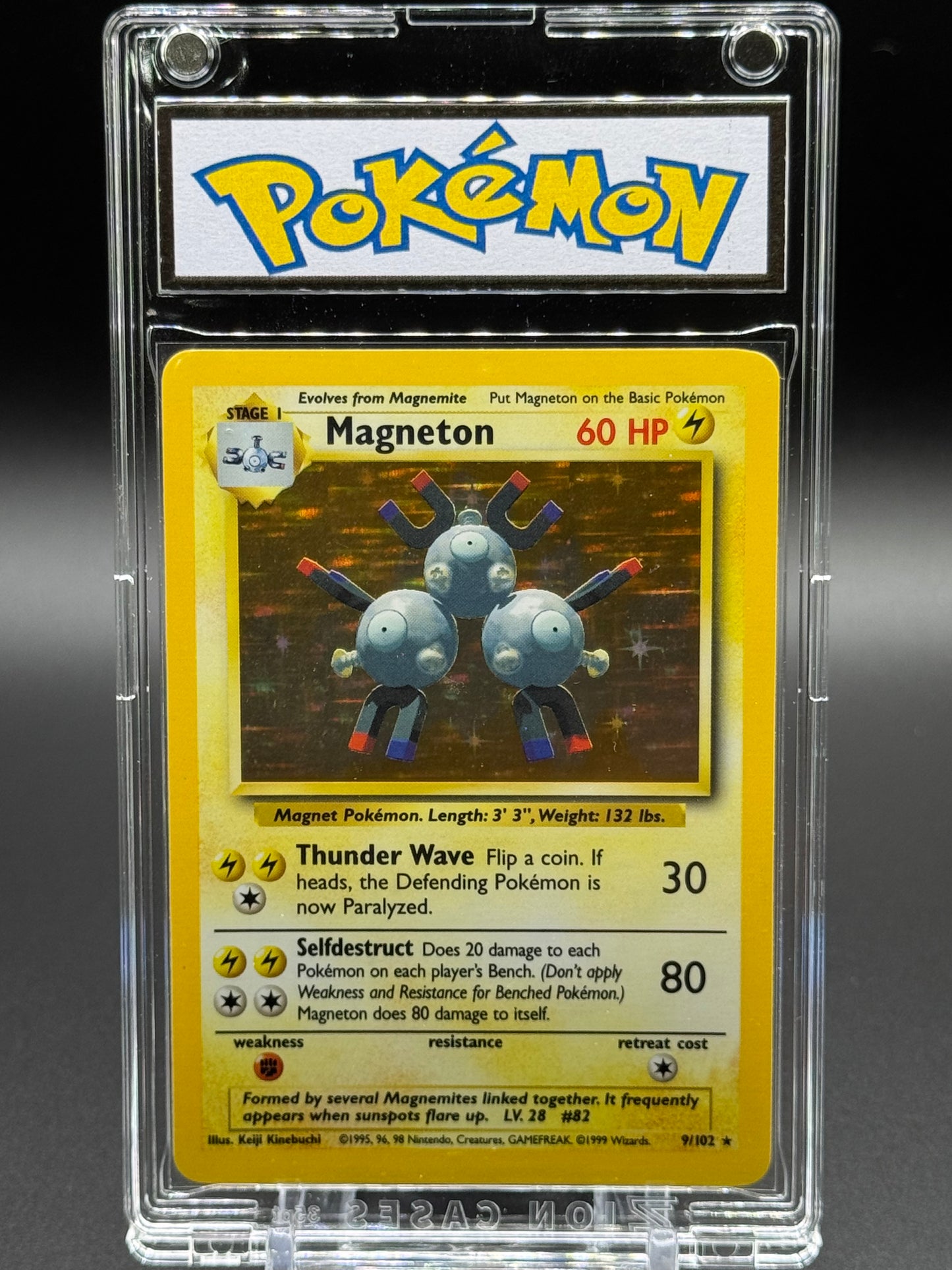Pokemon TCG Magneton | Base Set 9/102 | Condition: Light Play