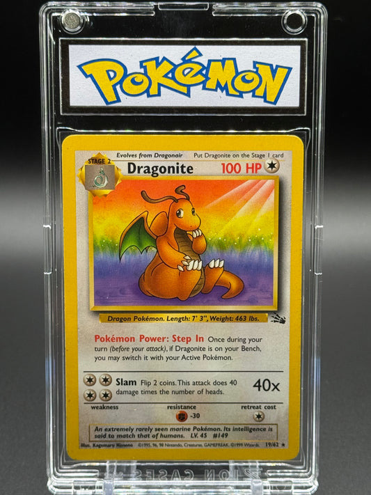 Pokemon TCG Dragonite | Fossil 19/62 | Condition: Light Play